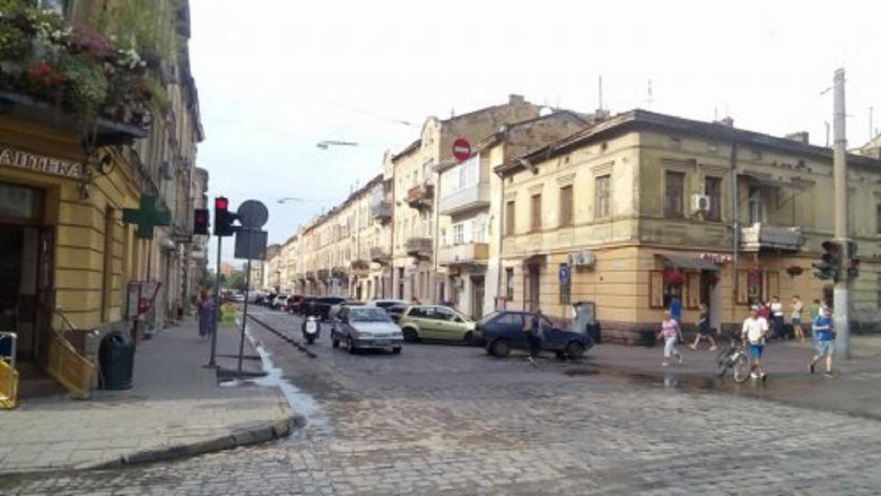 Віп Квартира Вулиця Куліша 13 Біля Форуму Недалеко Малевичу Львов Экстерьер фото
